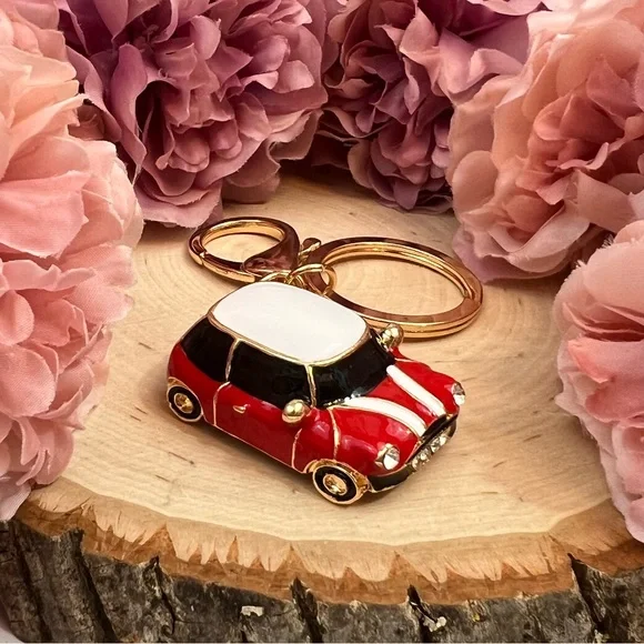 Retro Red and White Mini Cooper Car Keychain Charm - Picture 8 of 16